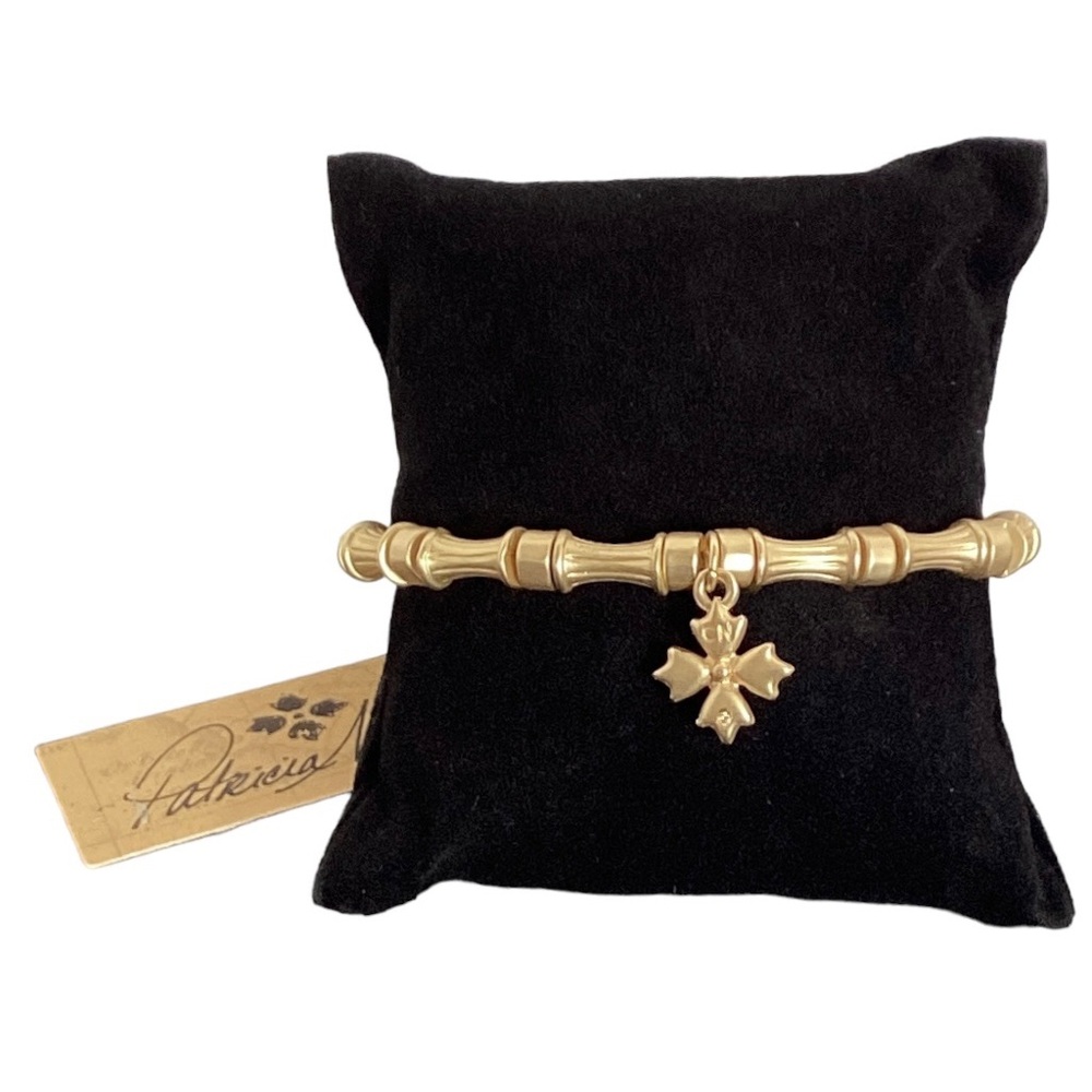 Patricia Nash Egyptian Gold Tone Bamboo Link Stretch Bracelet With Floret Charm